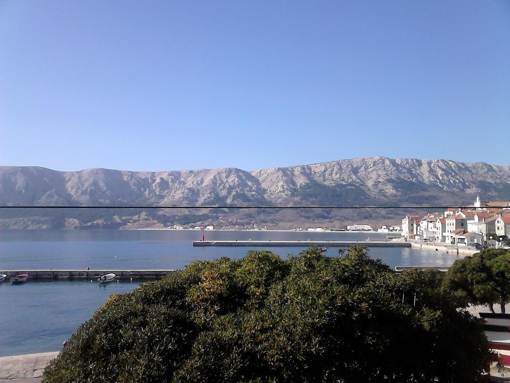Apartments Dorcic Baška Exteriör bild